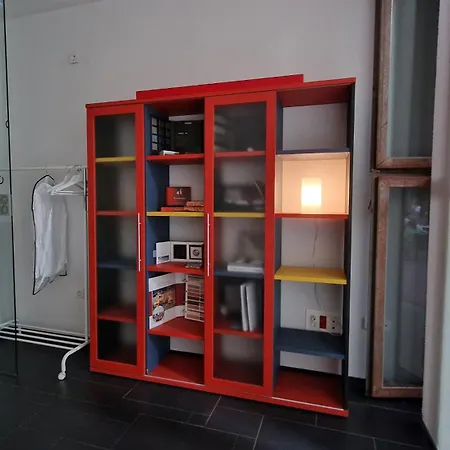 Moderno Con Garaje Privado 아파트